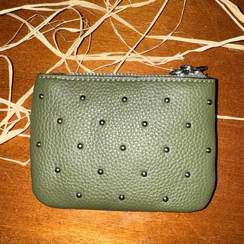 Monedero Tachas