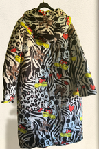 Chaquetón Mickey estampado con capucha – Estilo urbano