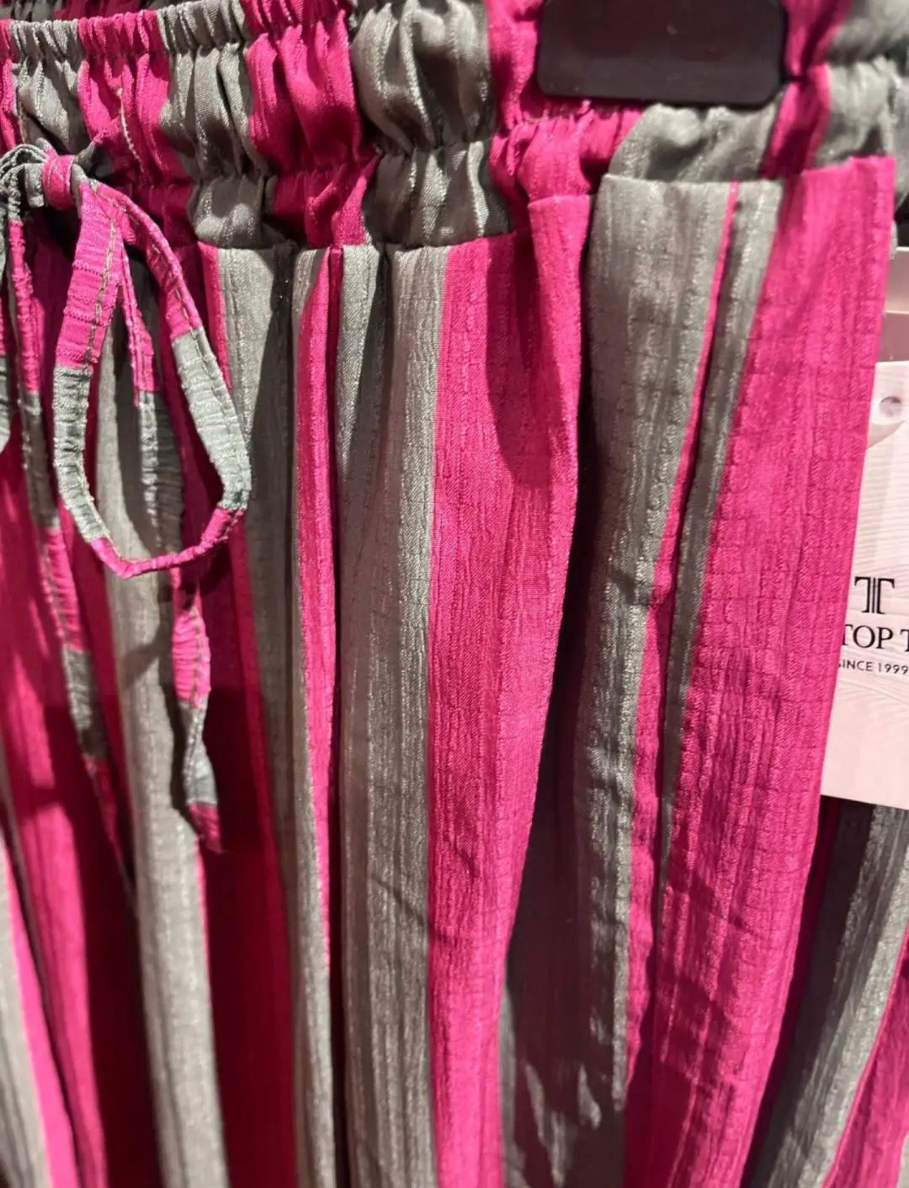 Pantalón Fluido de Rayas Verticales Pierna Ancha