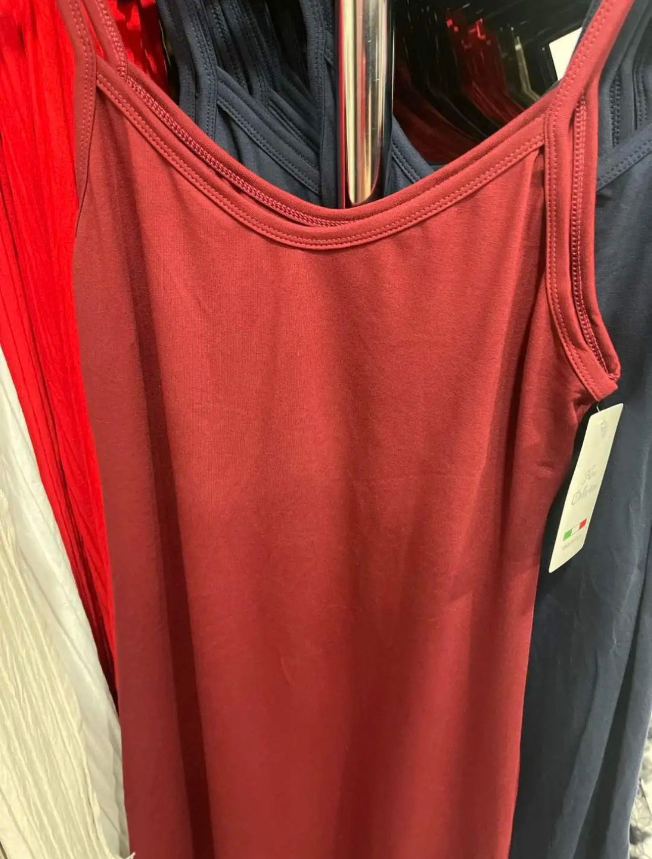 Vestido Lencero Asimétrico con Encaje