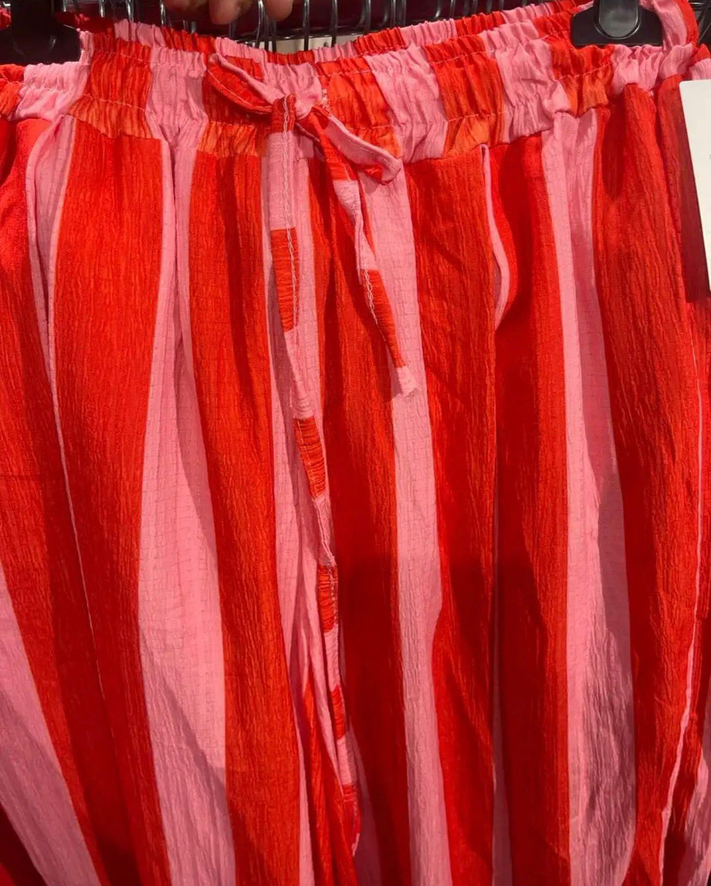 Pantalón Fluido de Rayas Verticales Pierna Ancha